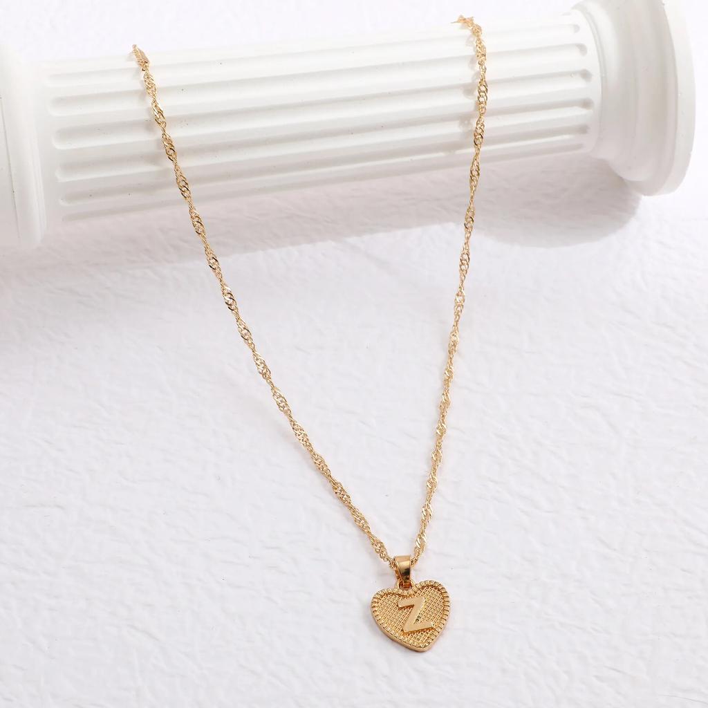 A-Z 26 Initials Name Necklaces Heart Pendant Letter Alphabets Necklace for Women 2023 Female Choker Chains Jewelry Trendy Gifts
