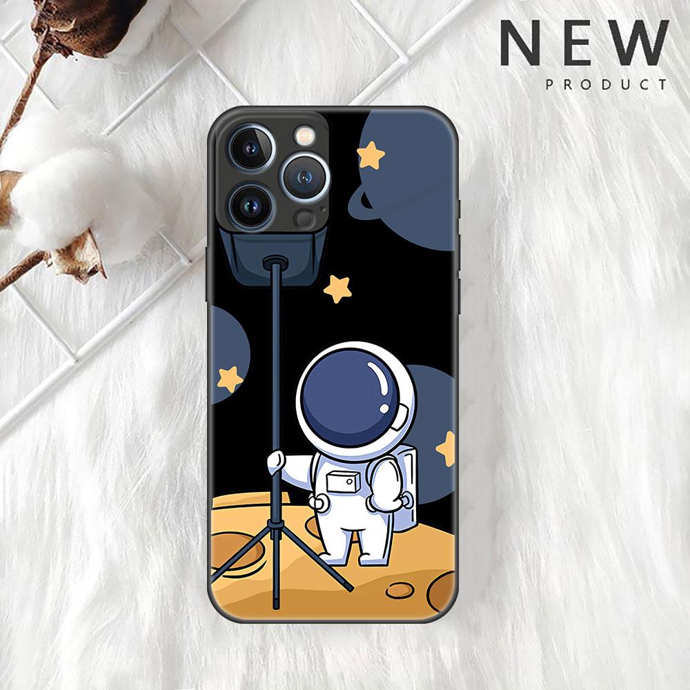 Милый чехол-накладка с изображением астронавта для Apple iPhone 14 11 13 12 Pro 7 XR X XS Max 8 Plus 6 6S 14Pro, черный мягкий чехол для телефона