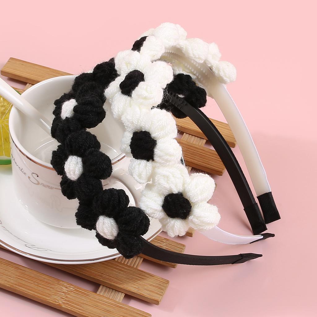 Fashion Women Girls Headbands Knitting Yarn Flower Headbands Cute Flower with Teeth Hairbands Winter Hair Accessories