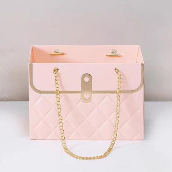 Flower Paper Gift Box with Metal Chain Bouquet Storage Bucket Small Florist Handbag Gift Craft Wrap Bag for Wedding Party Bridal Shower