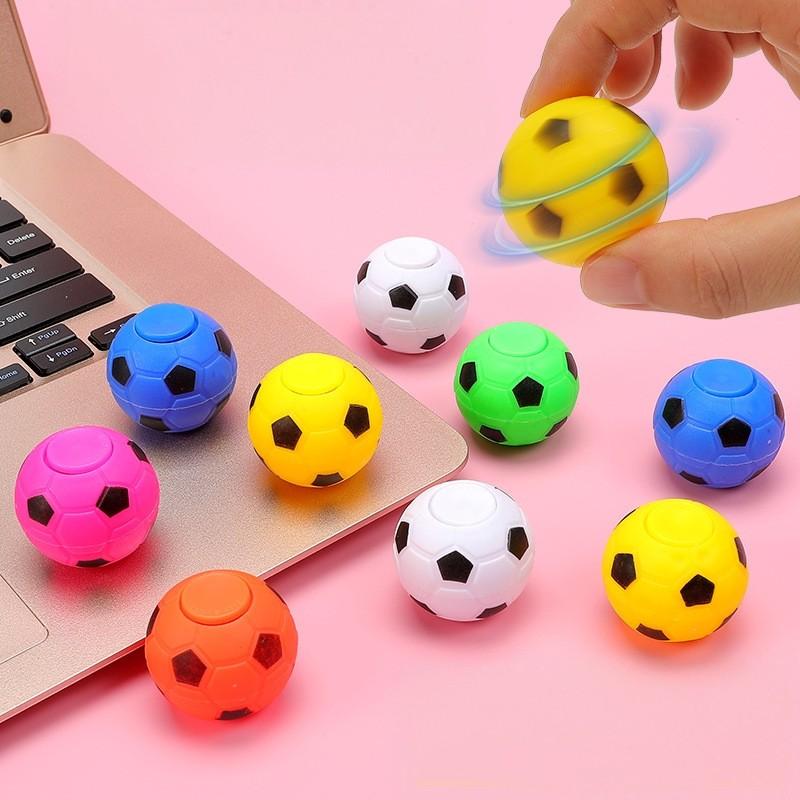 6/12Pcs Rotating Football Gyro Children'S Mini Fidget Spinner Football Toy Football Party Beloved Finger Pressure Ball Boy Toy
