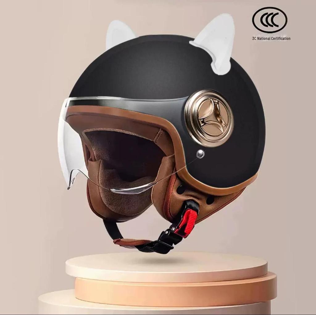 "Universal Retro Gray Motorcycle Helmet, 3C Certified for All Seasons"