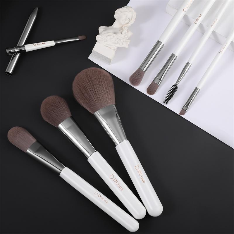 DUcare 8 шт., набор кистей для макияжа, румяна, тени для век, консилер, косметика для губ, макияж для начинающих, пудра, тональный крем, косметические инструменты с держателем