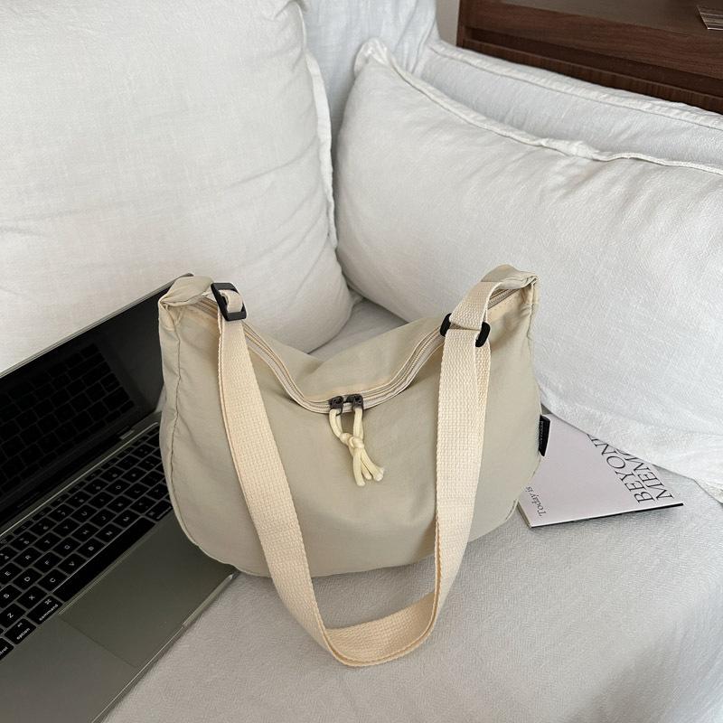 Вместительная однотонная литературная и повседневная модная сумка-мессенджер через плечо в ленивом стиле, трендовая универсальная женская сумка-тоут