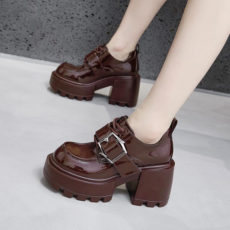 Женские лоферы на платформе 2025 весна универсальные на толстом каблуке маленькие кожаные туфли в британском стиле с внутренней высотой на небольшом высоком каблуке