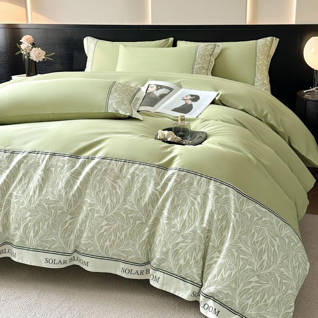 Four-piece Set of Polished Bedding Light Luxury Printing, Skin-friendly and Breathable Washed Sheets Quilt Covers Pillowcases.