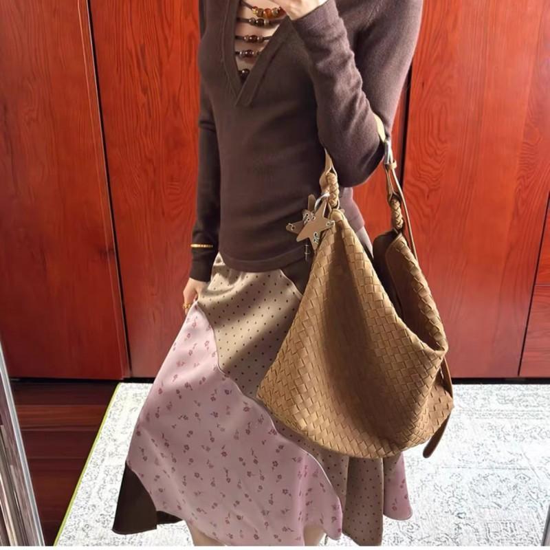 2025 Fall Oversized Woven Shoulder Bag Women Casual Chic Crossbody Tote In Canvas Brown Grey Soft Medium Structure