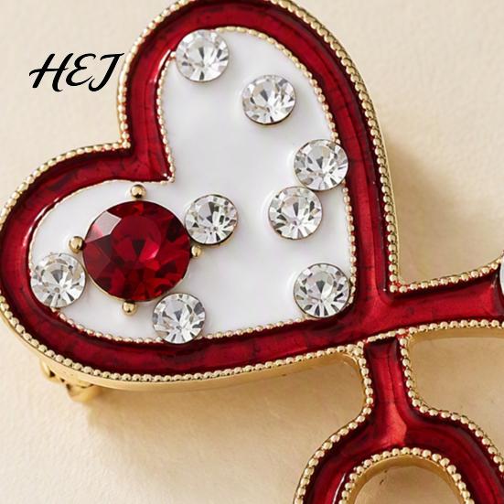 Creative Medical Jewelry Stethoscope Brooch Pin, Heart Rhinestone for Nurses Graduation Gift Student Doctors, Gold Tone Lapel Pin Shirt Backpack