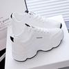 Новые кожаные дышащие белые туфли для женщин на осень в корейском стиле, универсальная повседневная обувь с мягкой подошвой, спортивные кроссовки для бега