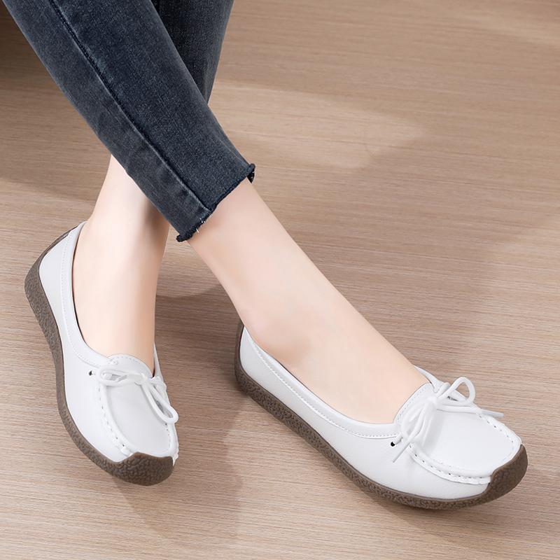 Women's Loafers Leather Driving Moccasins Comfort Flats Casual Slip On Walking Minimalist Shoes for Mother
