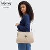 Kipling POLLIE M Бежевая сумка через плечо из искусственного мутона