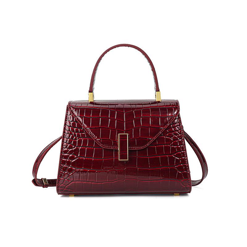 2025 Winter New Fashion Exquisite Women's Handbag, Niche High-End Crocodile Pattern Single Shoulder Crossbody Small Square Bag