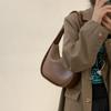 The Saddle Bag Is A Trendy Korean-style Underarm Bag and A Niche Crossbody Bag