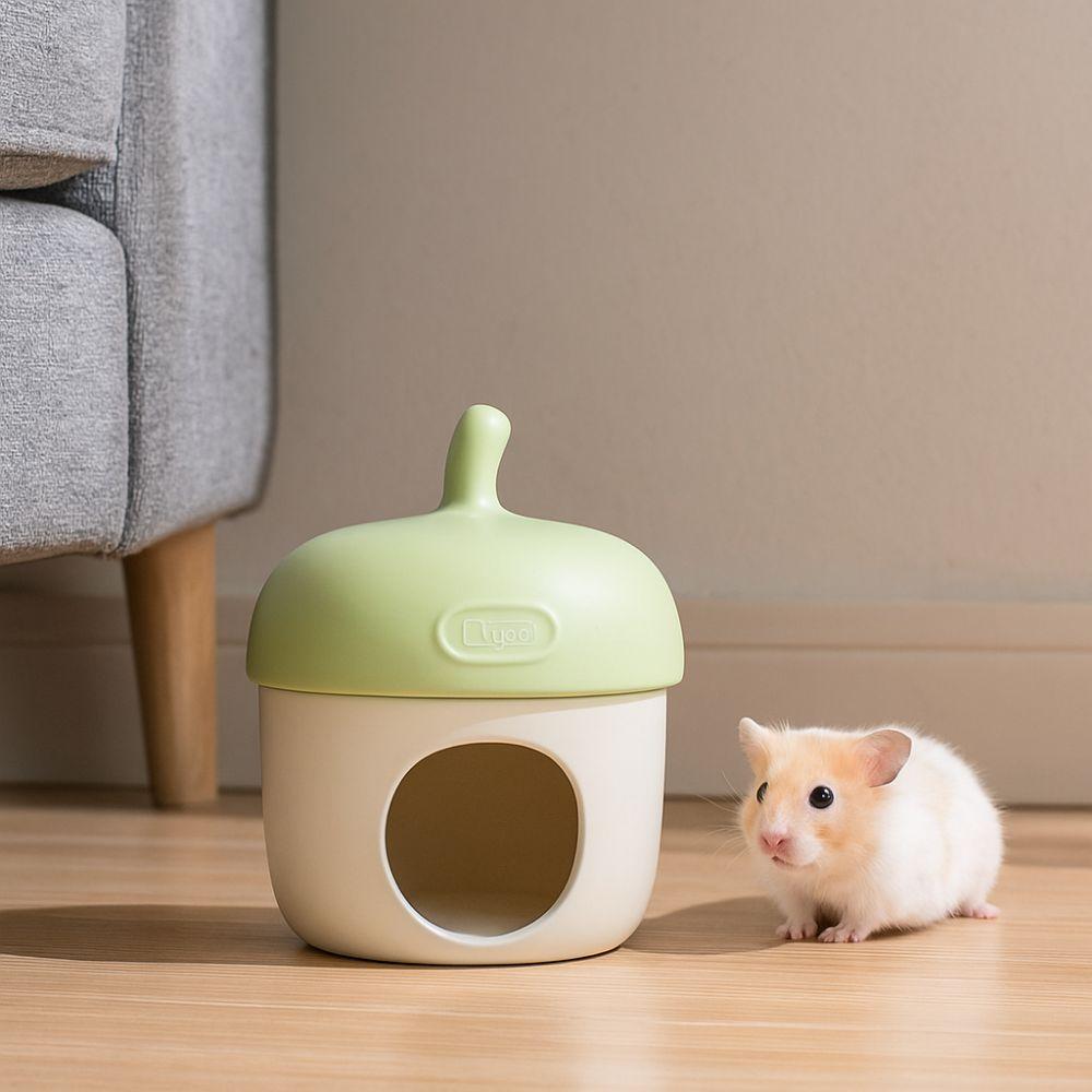 Unique Acorn Hamster Ice Cage Cute Cooling Hamster Cooling Nest Decorative Ceramic Nest Dodge House for Dwarf Mouse Chipmunk