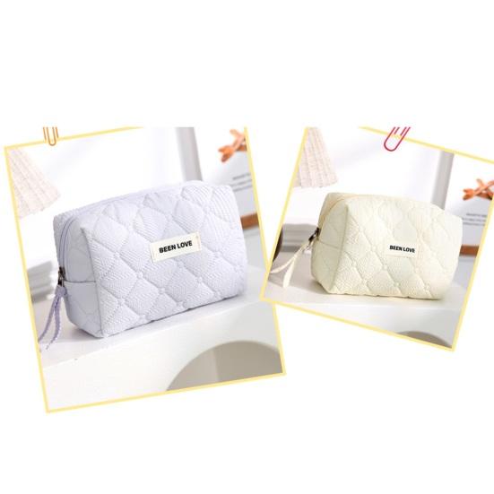 Quilted Makeup Bag Solid Color Cosmetic Pouch with Metal Zipper Ladies Portable Handbag Toiletry Bag for Travel Home Storage