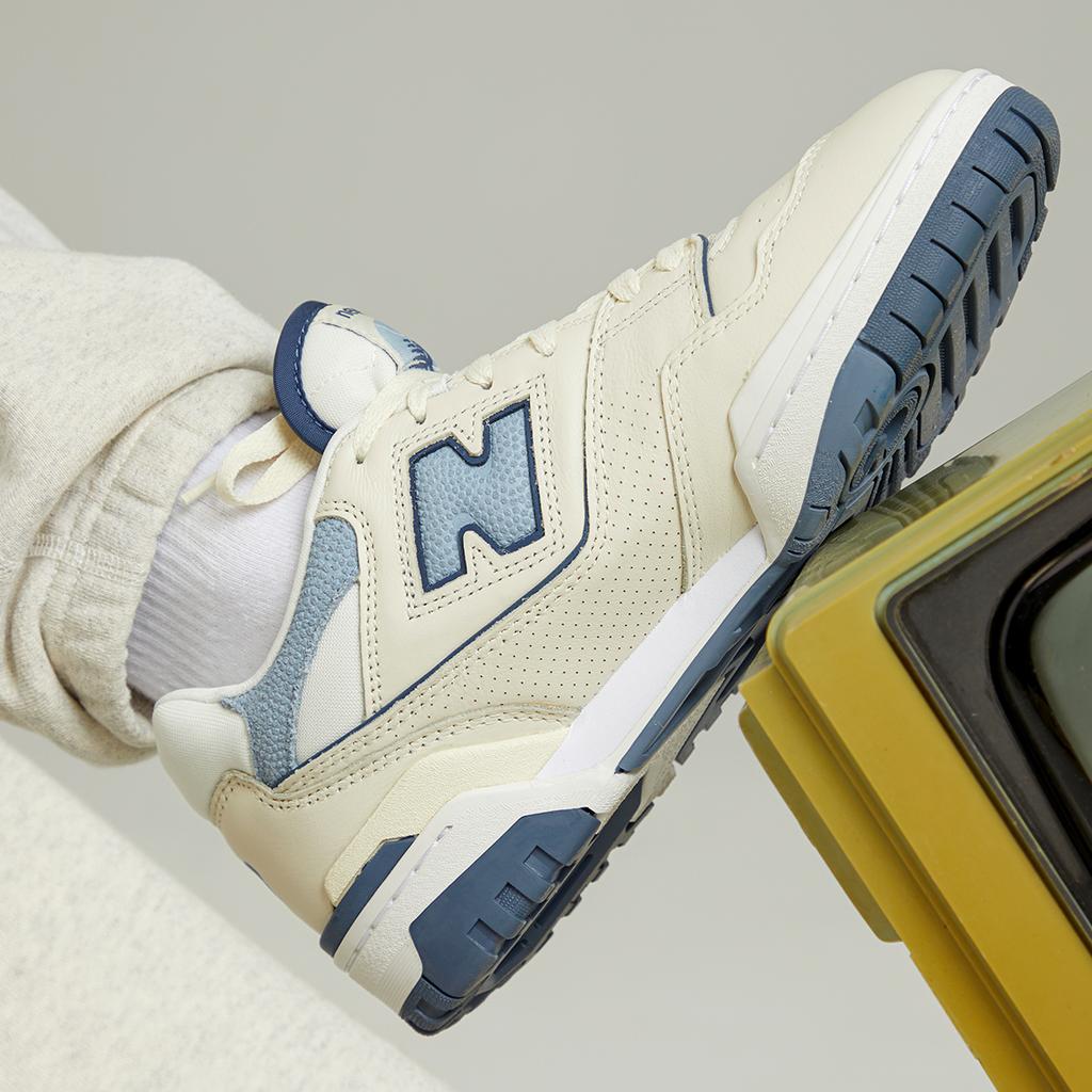 New Balance Кроссовки унисекс 550 Beige Vintage Indigo Кремово-белые BB550PLA