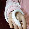 120 см Игрушечная змея Симуляция змеи Реалистичная змея Розыгрыш Реквизит для косплея Хитроумные игрушки для детей Детей (белый)