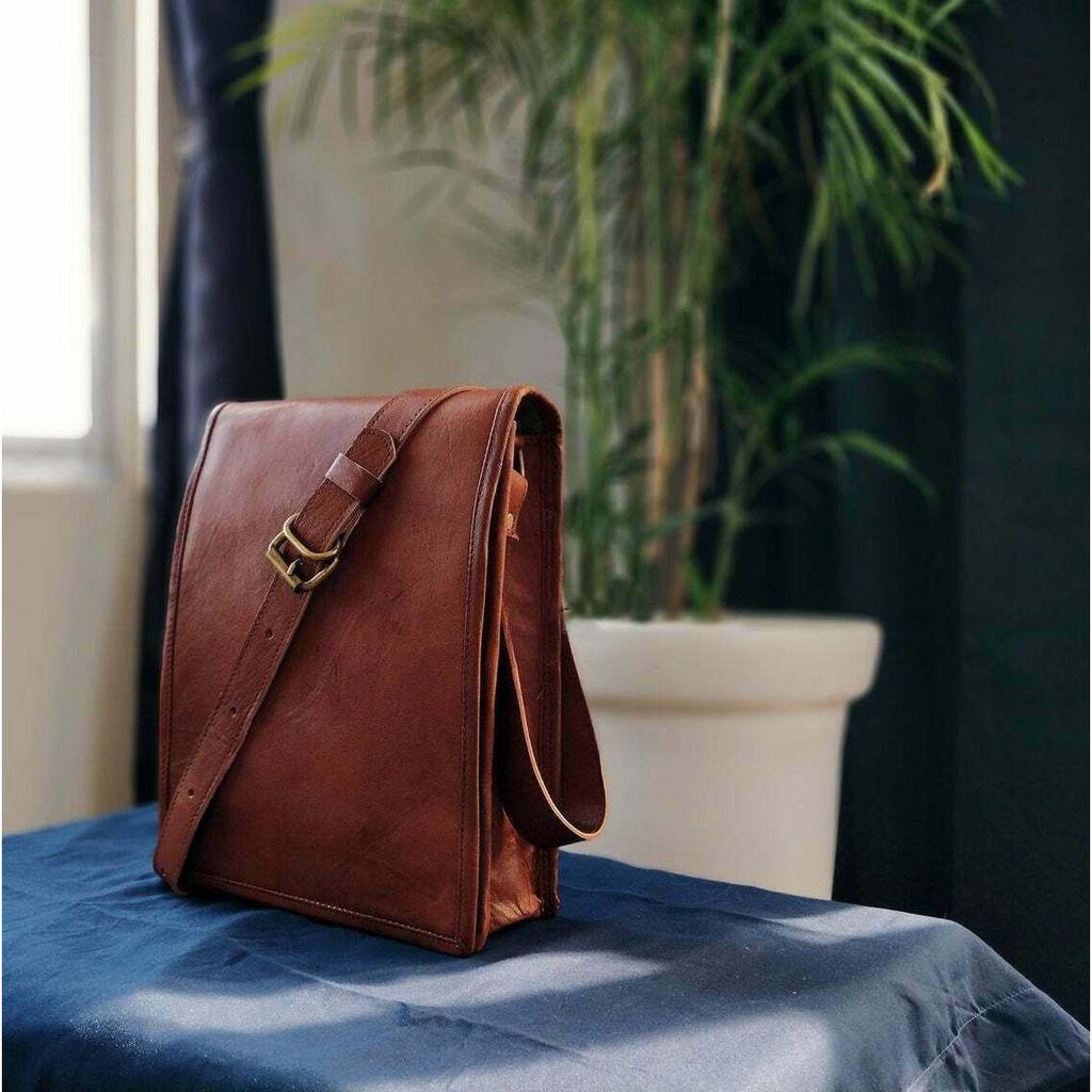 New HANDMADE DESIGNED UNISEX REAL GENUINE LEATHER VINTAGE SHOULDER SLING BAG