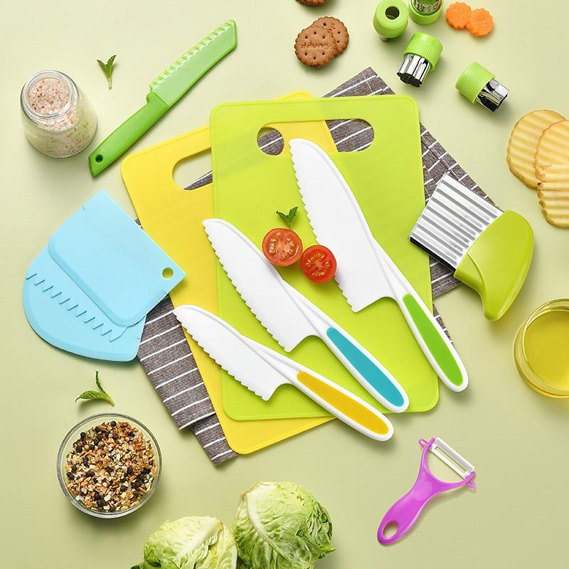 Fun And Educational Kids Plastic Kitchen Knife Set Safe For Cutting Fruits And Veggies