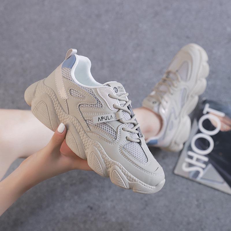 2025 Women's Trendy Lightweight Soft Sole Sports Shoes for Campus Life