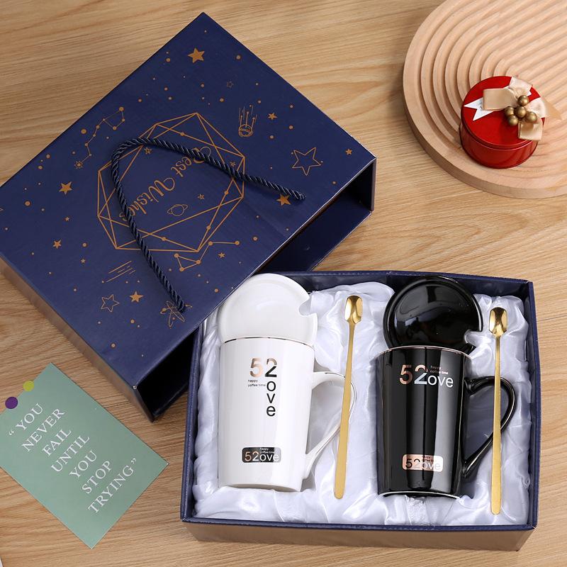 Elegant Golden Ceramic Coffee Mug Set, 400ml His and Hers Cups with Lids for Wedding Gifts Couples, Anniversary Present Idea