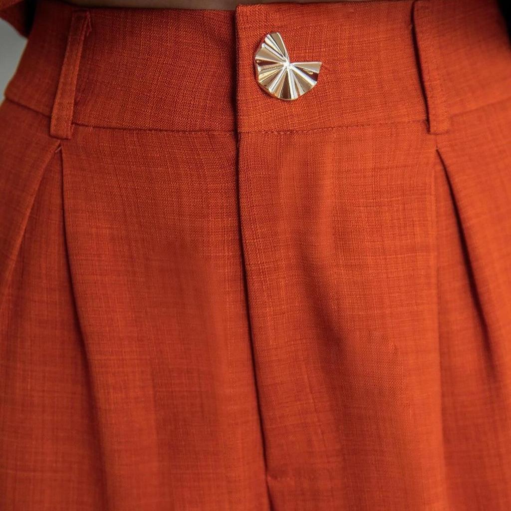 Лето 2024 Женский Европейский и Американский Комплект Топ с Круглым Вырезом и Брюки Клеш