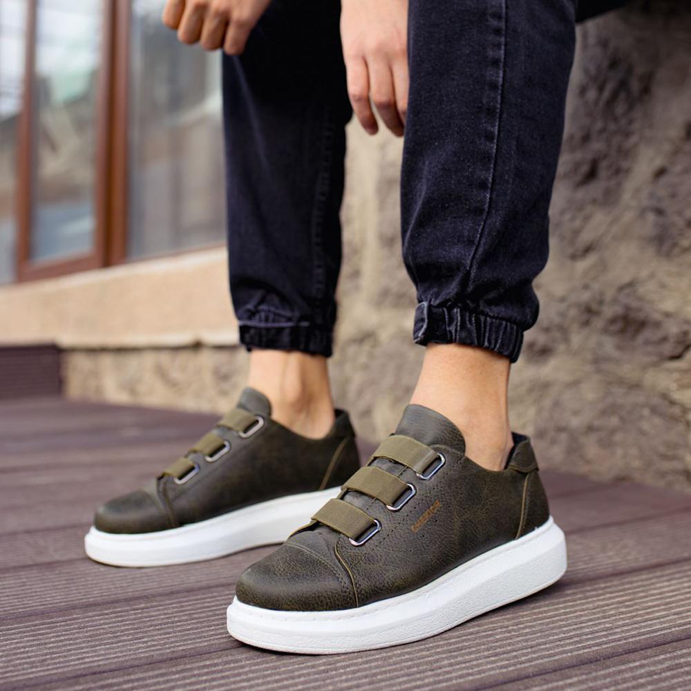 Chekich Мужская обувь Кроссовки белого цвета из искусственной кожи Летний сезон на резинке Удобные модные спортивные легкие дышащие CH253