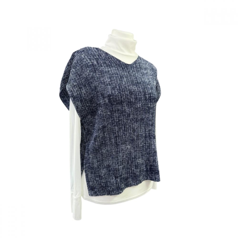 V Neck Polar Ensemble Tee   461 701