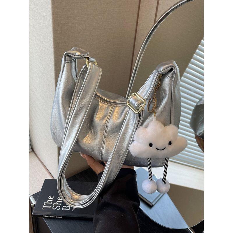 Minimalist Large Capacity Bag Female 2025 New Arrival Summer Popular One Shoulder Bag Casual Class Work Clothing Crossbody Dumpling Bag