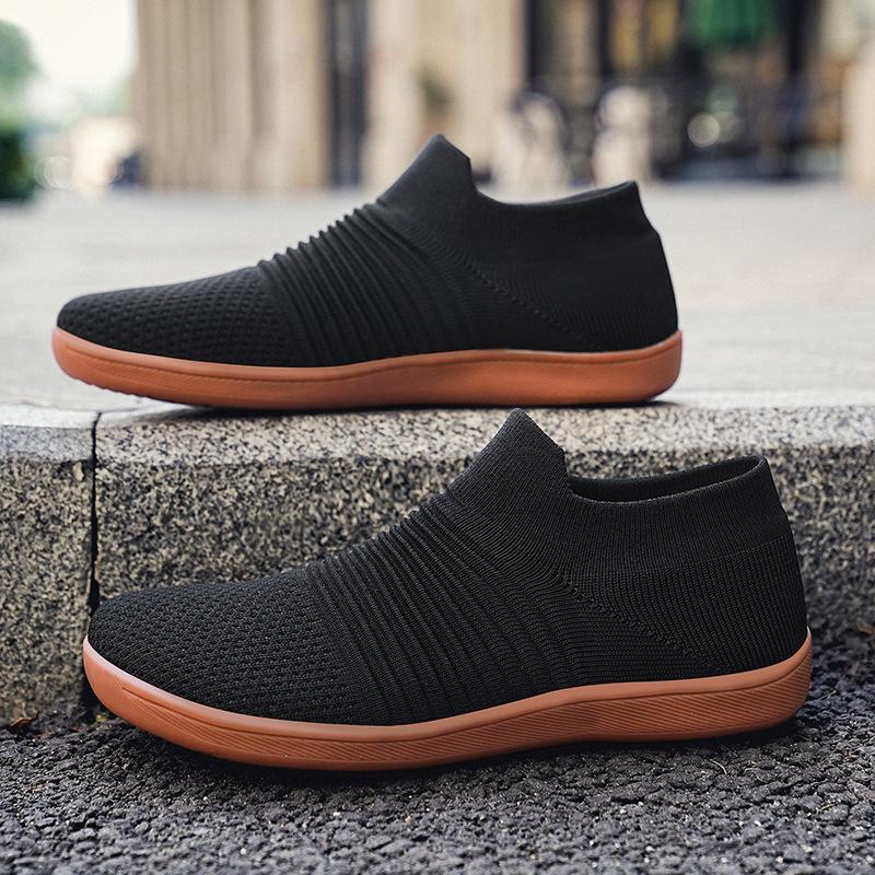 New outdoor casual wear-resistant breathable widened fly-woven non-slip low-top couple shoes men's shoes