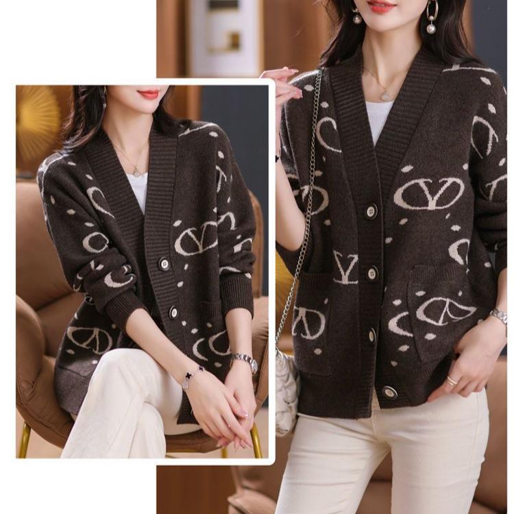 Women's Knitted Cardigan Sweater Autumn and Winter Thickened Plus Size Knitted Cardigan Loose Letter Print Knitted Jacket Outwear