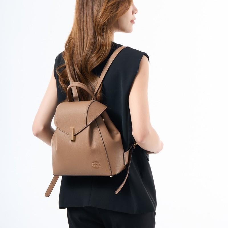 2025 Summer New Niche Handbag Large Capacity Travel Backpack Classic Versatile Student Backpack