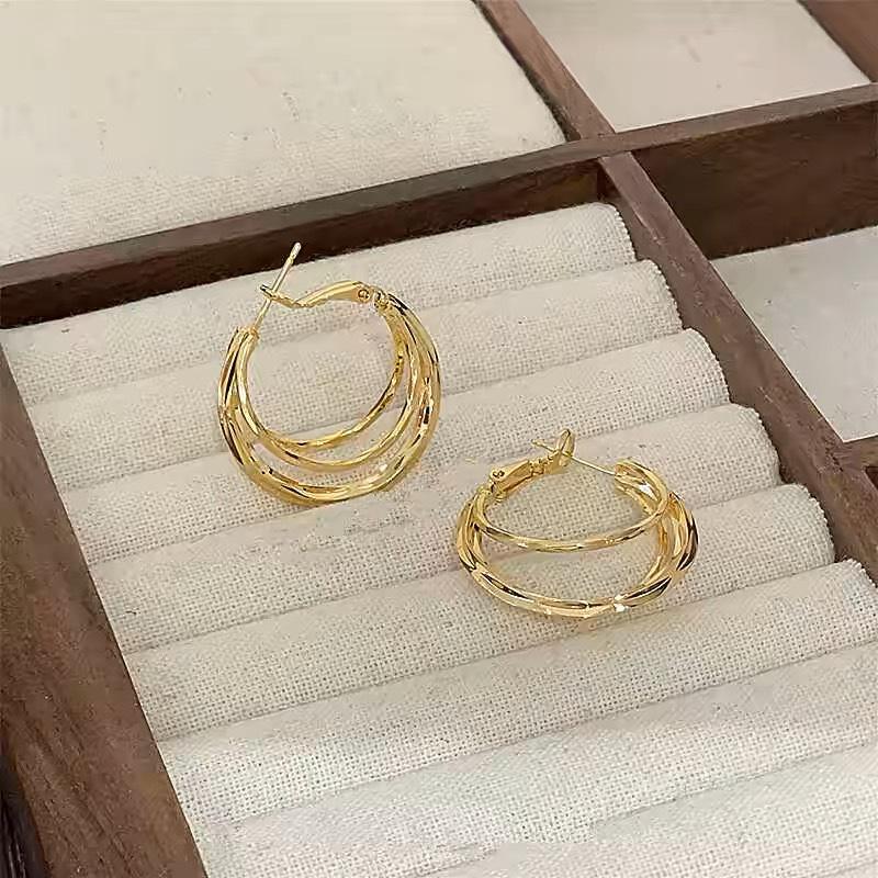 Silver Multi-Layer C-Shaped Hoop Earrings - 2024 Light Luxury Style for Women