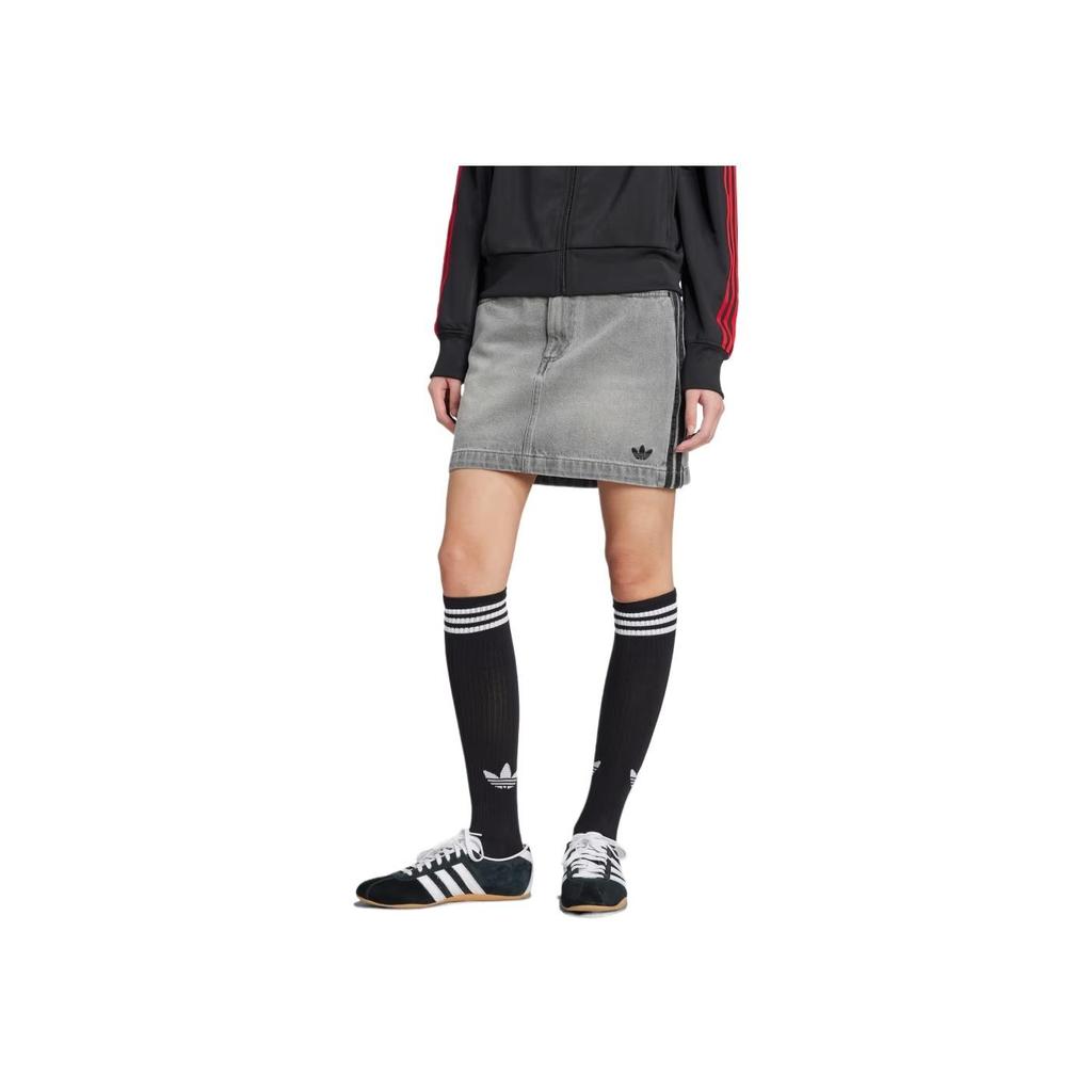 adidas Оригинальная джинсовая мини-юбка Adicolor, выцветший серый, женская JW2657