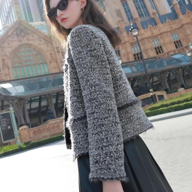 Autumn and Winter Xiaoxiangfeng Short Coat Women's Black Elegant Temperament Jacket Elegant Temperament Woolen Top Spring