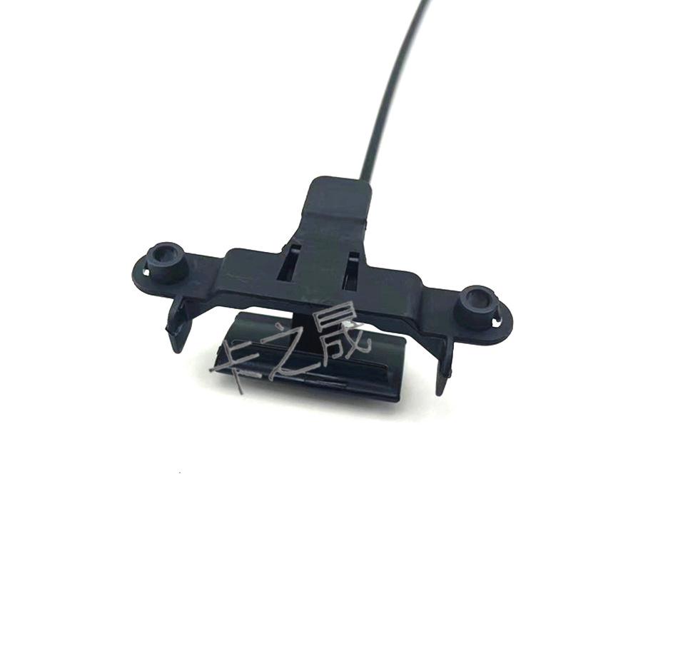 Трос привода замка капота BMW X5/X6 51237164798