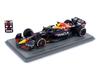 Spark Oracle Red Bull Racing RB18 2022 F1 Победитель Гран-при Саудовской Аравии Ферстаппен с пит-бордом 1/43 #1 М.