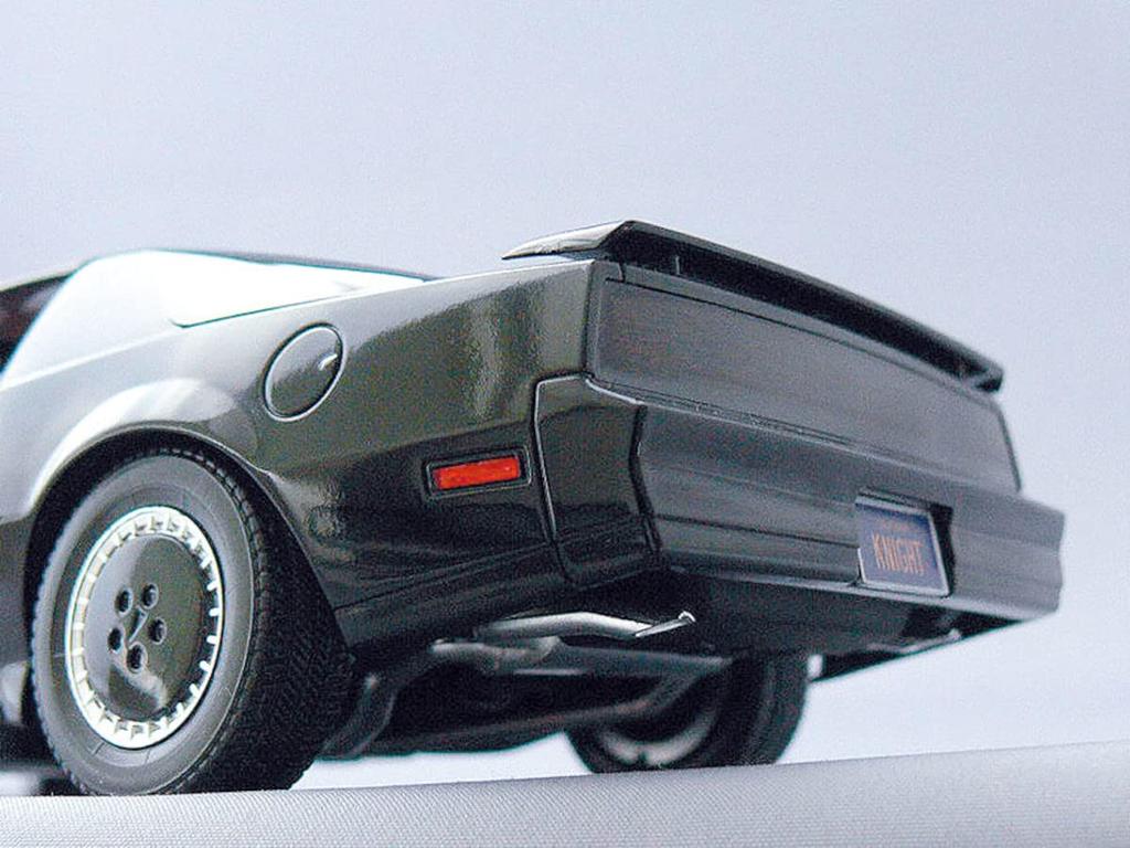 Aoshima Bunka Kyozai Movie Mecha Series Knight Rider Knight 2000 Season IV Scale Plastic Model KR-03 K.I.T.T. 1/24