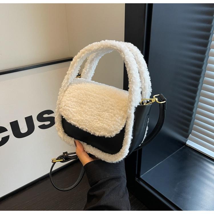 IELGY Нишевая популярная сумка Mao Mao сращивания портативная маленькая квадратная сумка, модная универсальная сумка через плечо