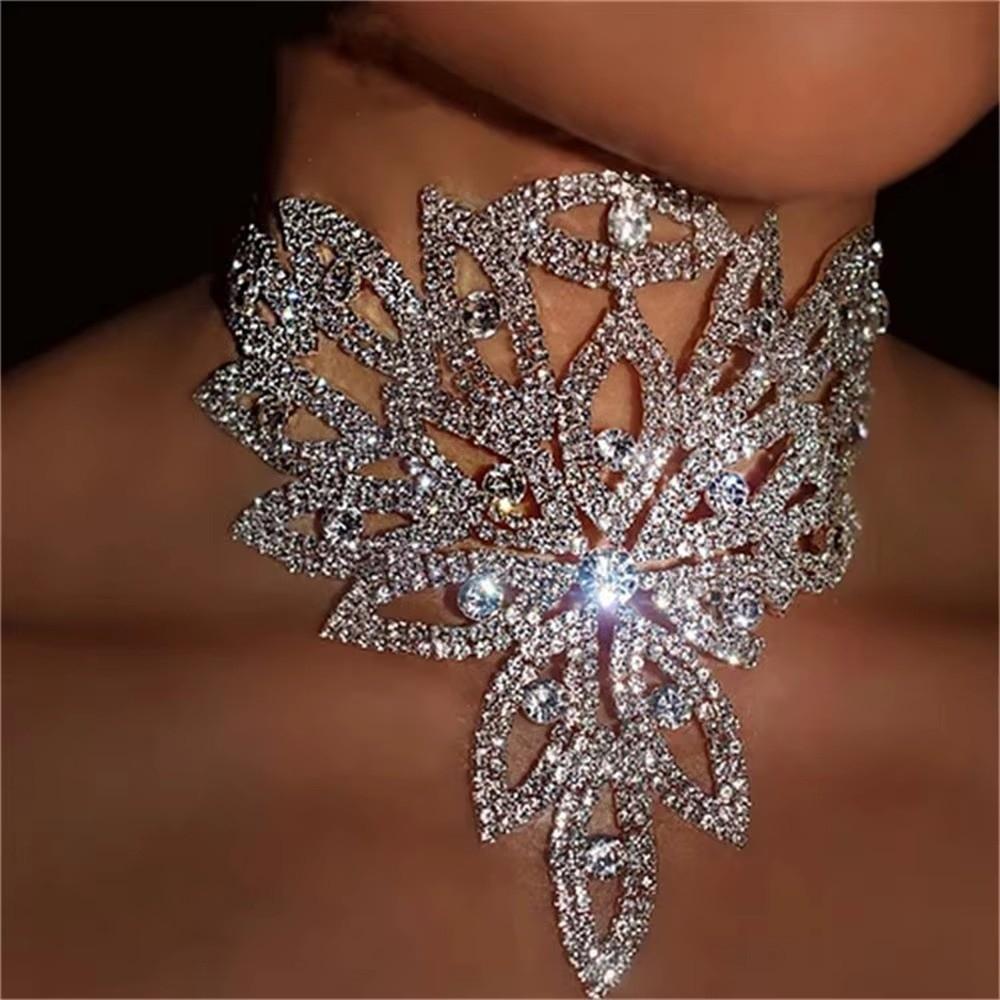 Adjustable Rhinestone Choker Necklace Exaggerated Collarbone Chain Pendant Necklace for Women