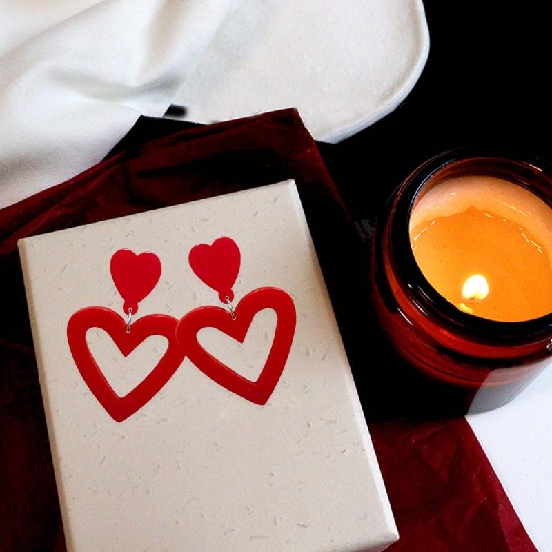 Стильные Акриловые Серьги-Подвески Розовые Сердечки Серьги-Капли Женские Вечерние Полые Серьги-Заявление Подарок на День Святого Валентина Легкие