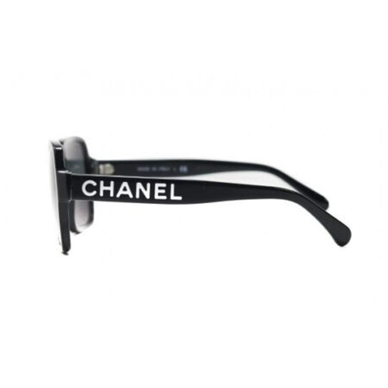 Chanel Солнцезащитные очки в стиле колор-блок с логотипом на заушнике, квадратные, из ацетата, женские, черные