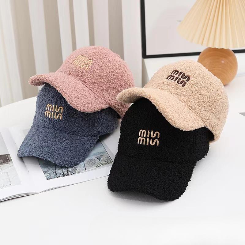 Модная бейсболка в корейском стиле, женская, новая, осенне-зимняя, из овечьего бархата, уличная, теплая бейсболка с надписями