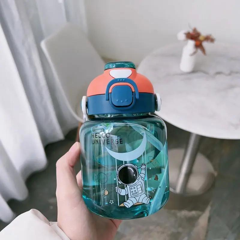 Бутылка для воды Двойной напиток Kawaii Детская бутылка для воды Милый пластиковый стакан для питья с трубочкой и веревкой Бутылка для школьников