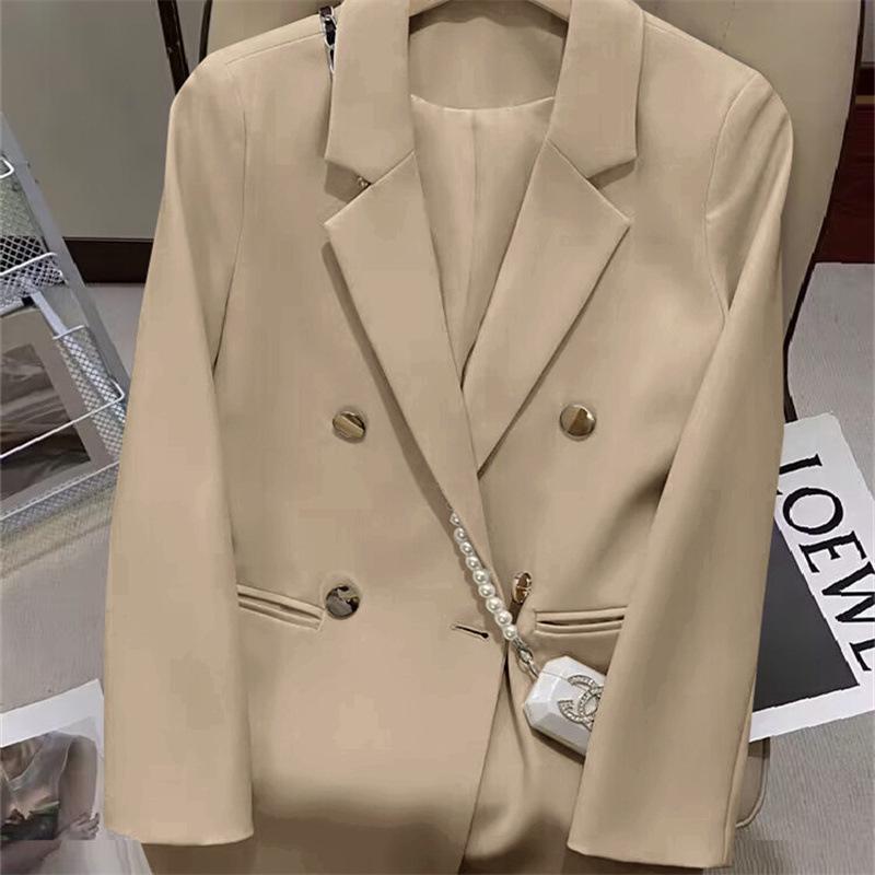 Женский розовый приталенный блейзер в уличном стиле 2025 - Элегантный, современный пиджак