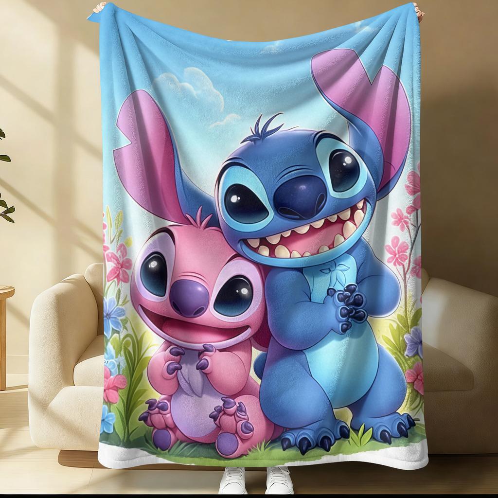 Cute Cartoon Couple Flannel Blanket Soft Plush Throw Blanket for Bed Sofa All Season Use Lightweight Blanket for Kids Adults