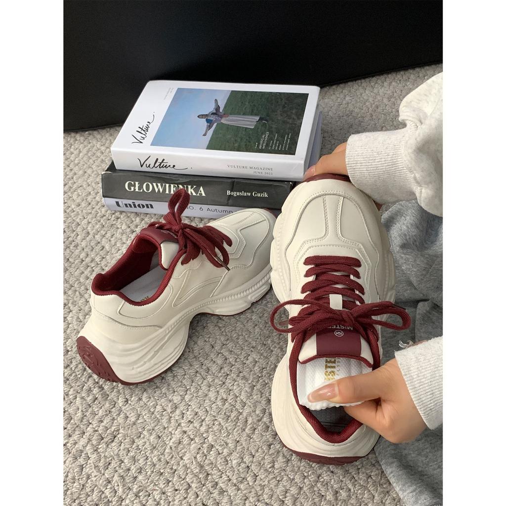 Осень и зима новая толстая подошва мелкий вырез простой для работы папины кроссовки универсальные повседневные студенческие нишевые повседневные туфли женская обувь