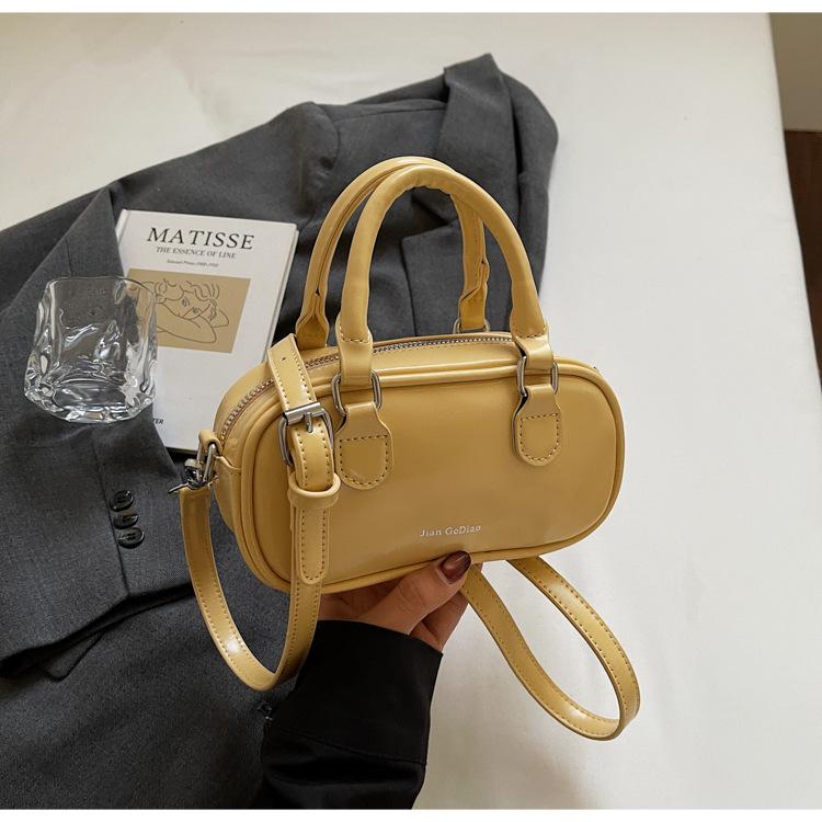 Бостонская портативная маленькая квадратная сумка женская 2025 новая корейская версия нежная сумка на плечо ретро мода сумка-мессенджер для поездок на работу