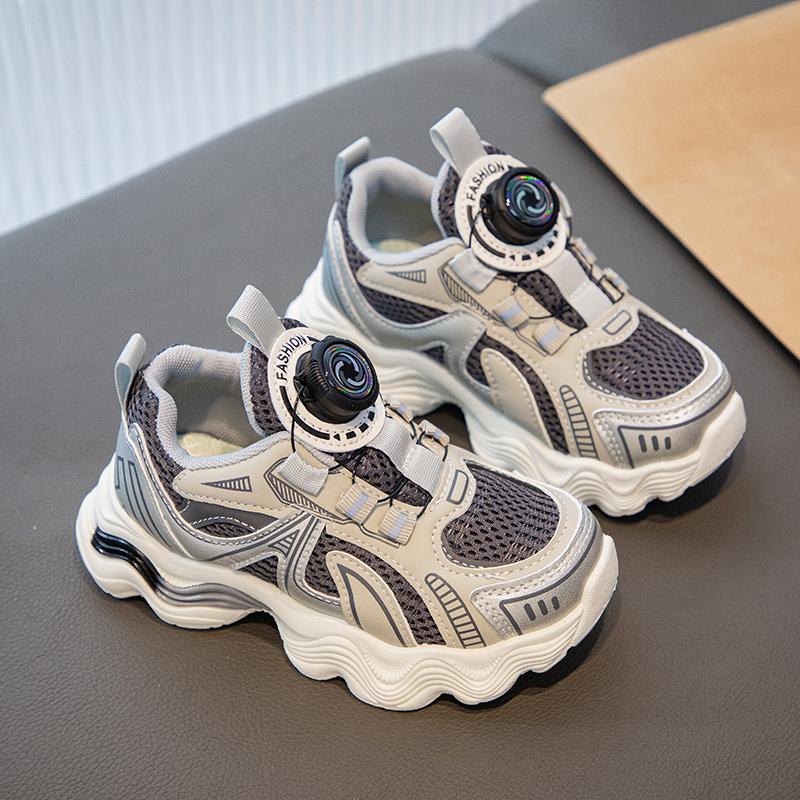 Детская мода Four Seasons Дышащая повседневная обувь для детей Бег Спорт Студенты Девочки Трендовые удобные кроссовки для спортзала