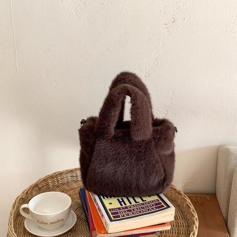 Осень и зима новый милый тренд на сумки для волос имитация норки сумка-мессенджер женская нишевая универсальная маленькая сумочка